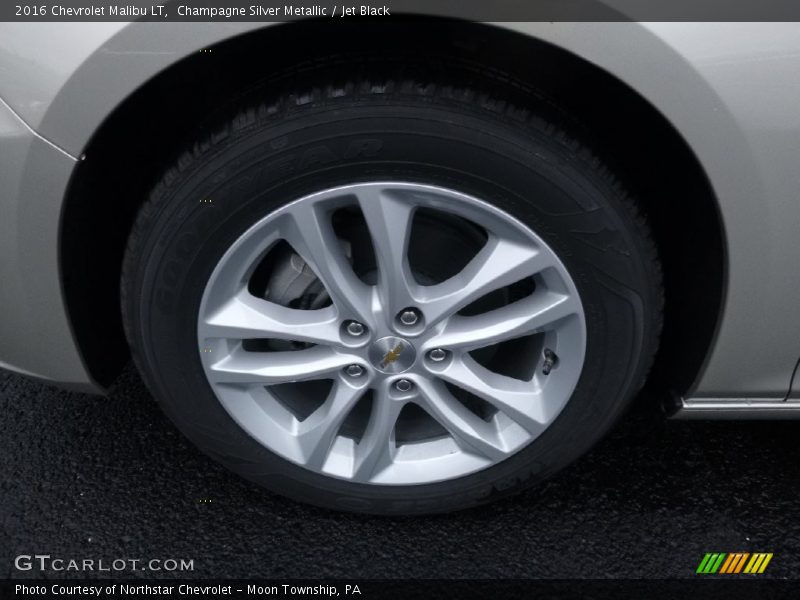 Champagne Silver Metallic / Jet Black 2016 Chevrolet Malibu LT