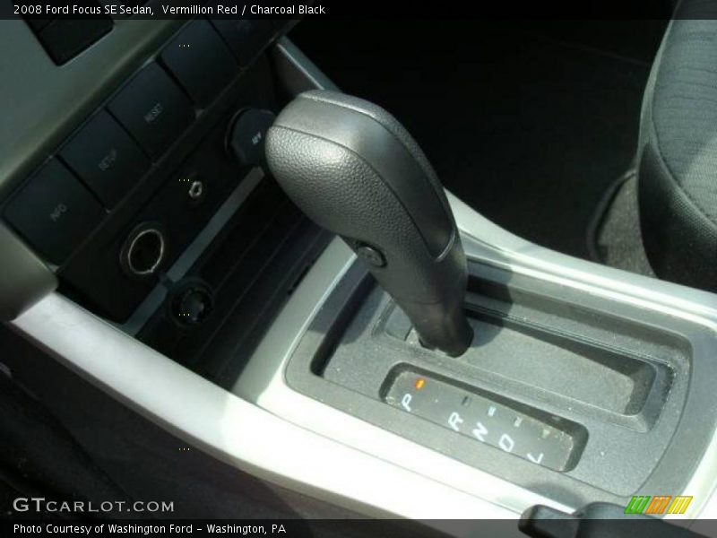 Vermillion Red / Charcoal Black 2008 Ford Focus SE Sedan
