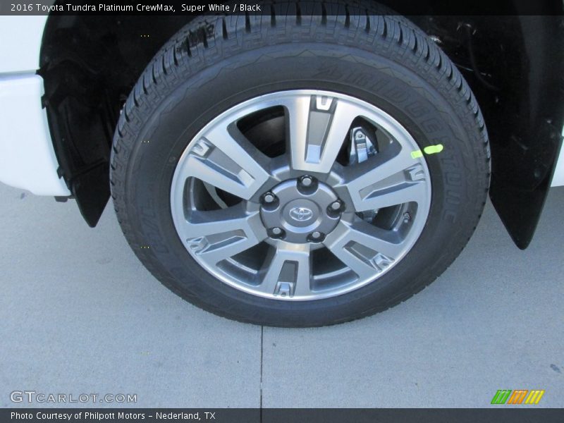 Super White / Black 2016 Toyota Tundra Platinum CrewMax
