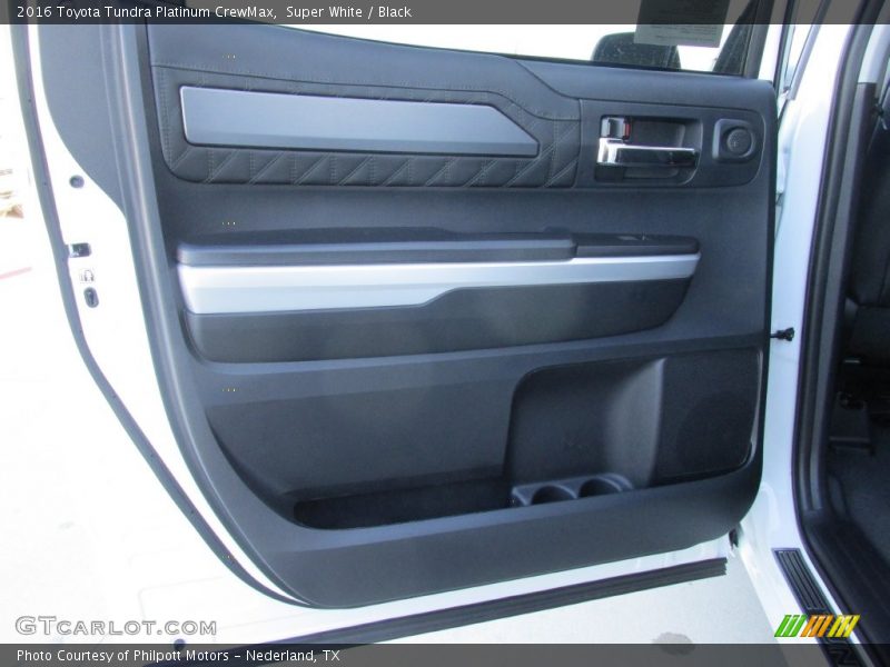 Super White / Black 2016 Toyota Tundra Platinum CrewMax