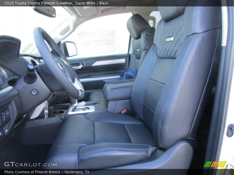 Super White / Black 2016 Toyota Tundra Platinum CrewMax