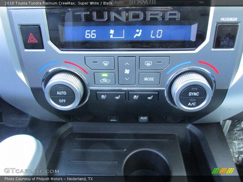 Super White / Black 2016 Toyota Tundra Platinum CrewMax