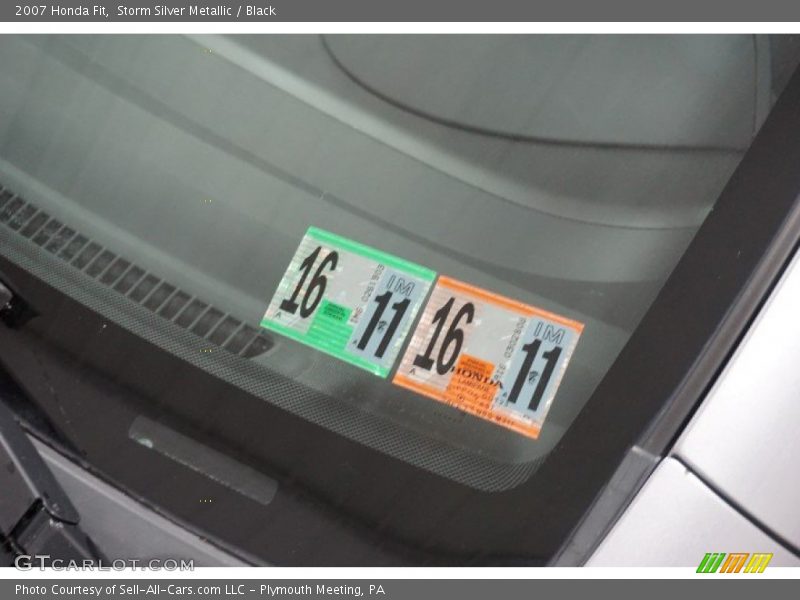 Storm Silver Metallic / Black 2007 Honda Fit