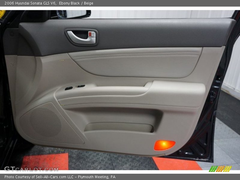 Ebony Black / Beige 2006 Hyundai Sonata GLS V6