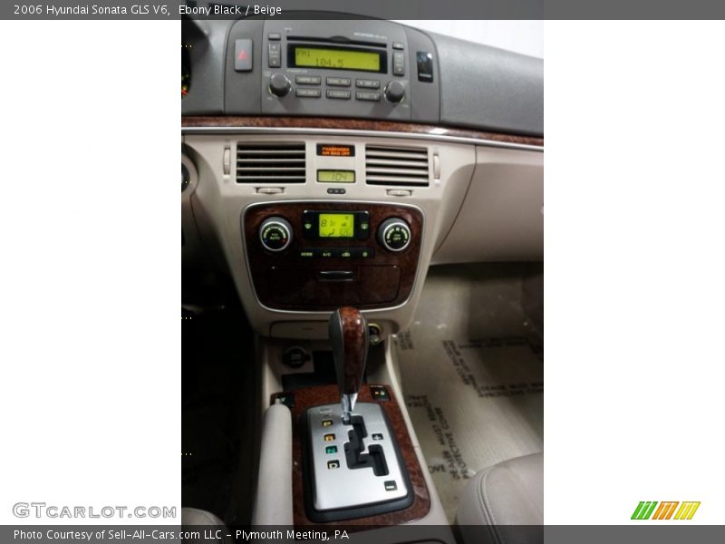 Ebony Black / Beige 2006 Hyundai Sonata GLS V6