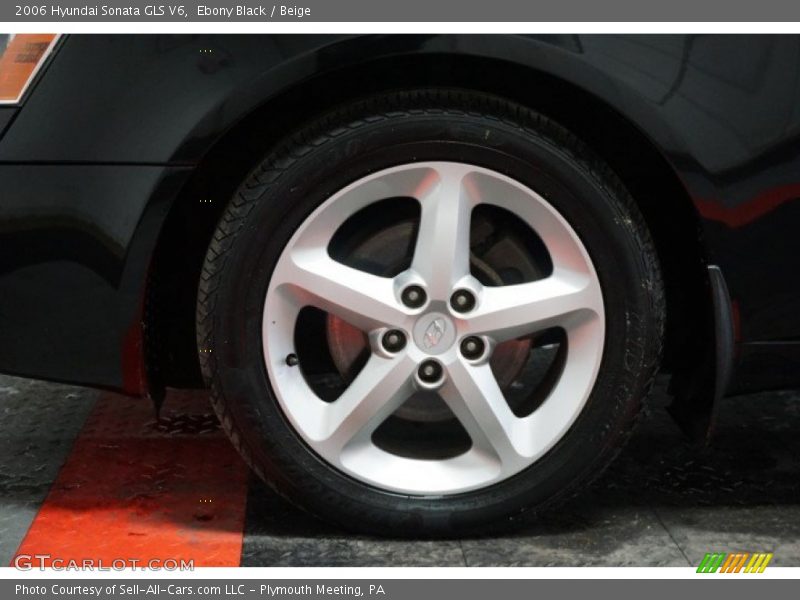 Ebony Black / Beige 2006 Hyundai Sonata GLS V6