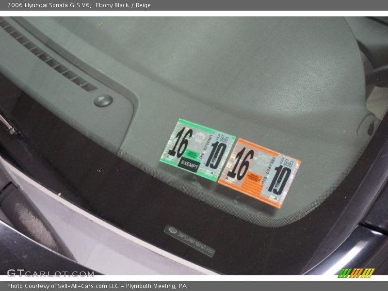 Ebony Black / Beige 2006 Hyundai Sonata GLS V6