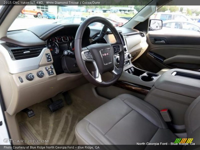 White Diamond Tricoat / Cocoa/Dune 2015 GMC Yukon SLT 4WD