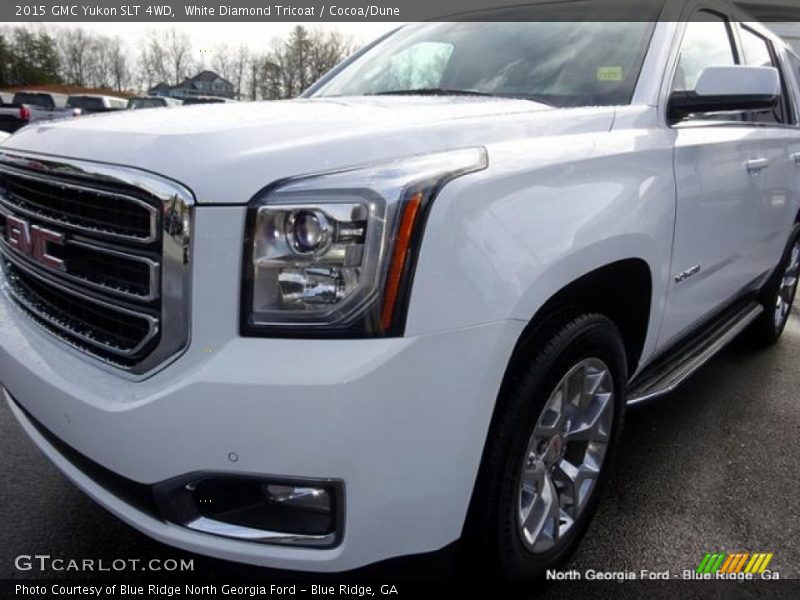 White Diamond Tricoat / Cocoa/Dune 2015 GMC Yukon SLT 4WD