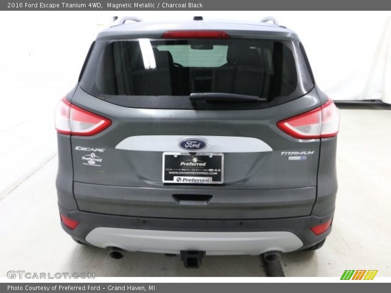 Magnetic Metallic / Charcoal Black 2016 Ford Escape Titanium 4WD