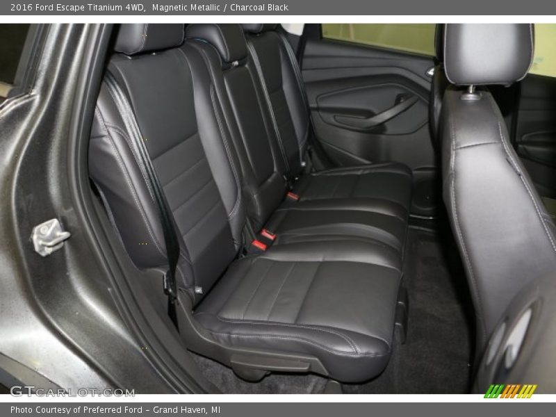 Magnetic Metallic / Charcoal Black 2016 Ford Escape Titanium 4WD