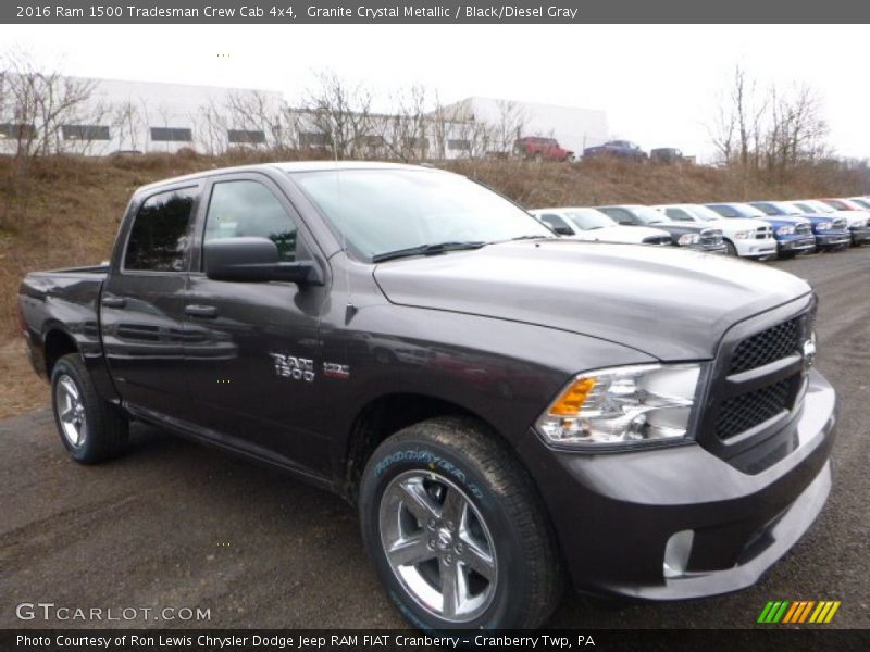 Front 3/4 View of 2016 1500 Tradesman Crew Cab 4x4