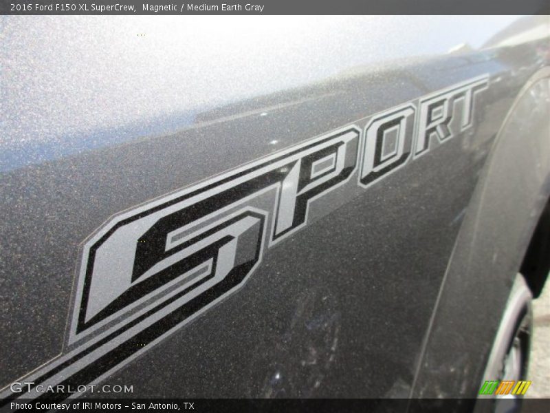 Magnetic / Medium Earth Gray 2016 Ford F150 XL SuperCrew