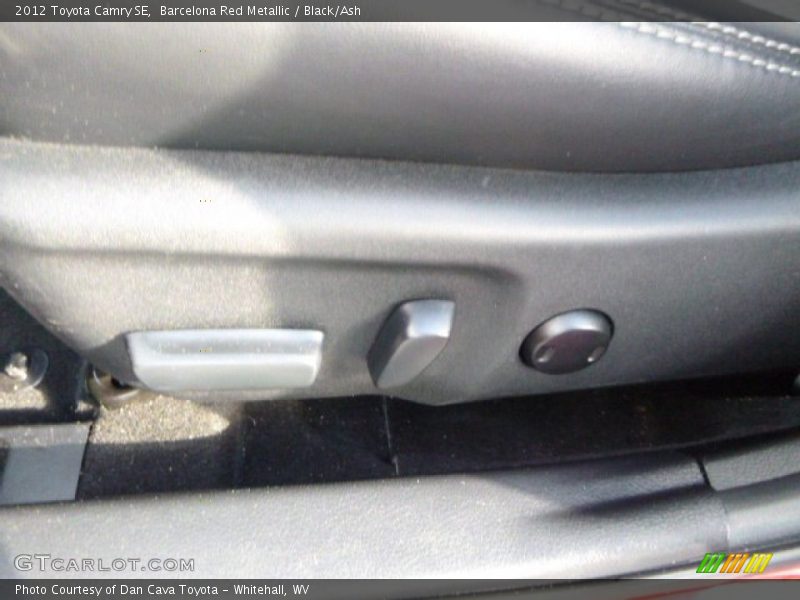 Barcelona Red Metallic / Black/Ash 2012 Toyota Camry SE