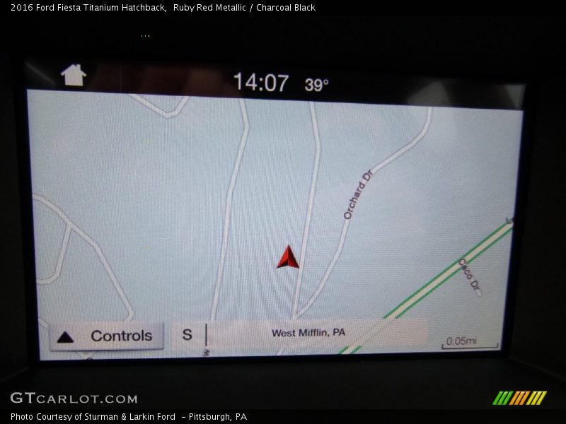 Ruby Red Metallic / Charcoal Black 2016 Ford Fiesta Titanium Hatchback