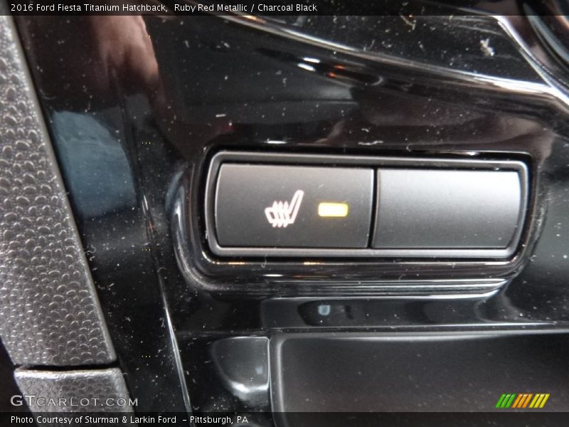 Ruby Red Metallic / Charcoal Black 2016 Ford Fiesta Titanium Hatchback
