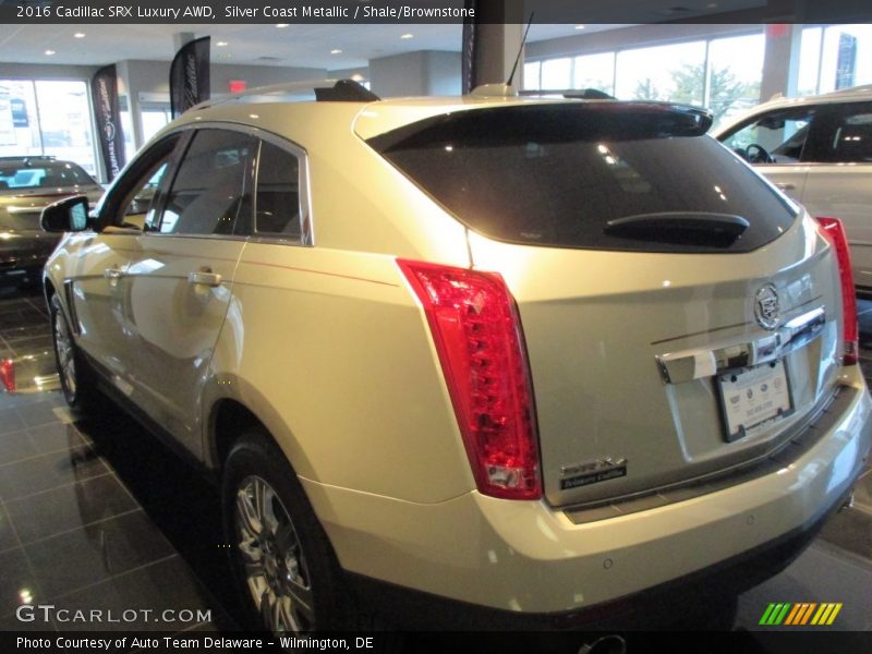 Silver Coast Metallic / Shale/Brownstone 2016 Cadillac SRX Luxury AWD