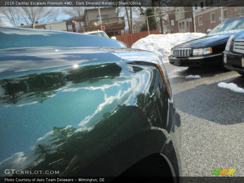 Dark Emerald Metallic / Shale/Cocoa 2016 Cadillac Escalade Premium 4WD