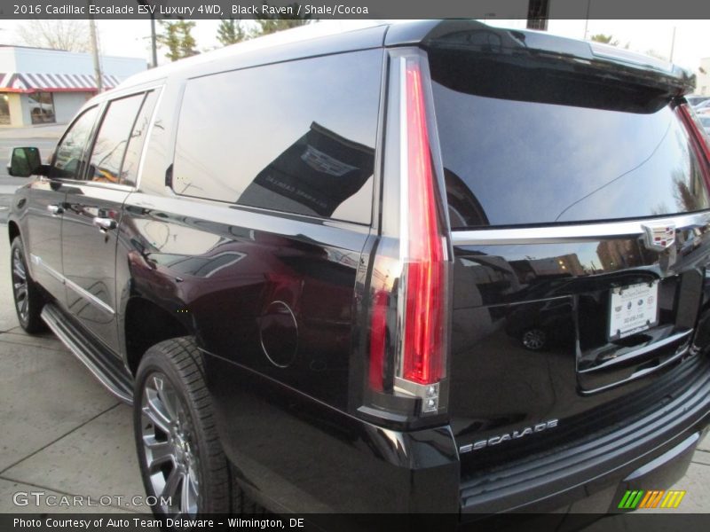 Black Raven / Shale/Cocoa 2016 Cadillac Escalade ESV Luxury 4WD