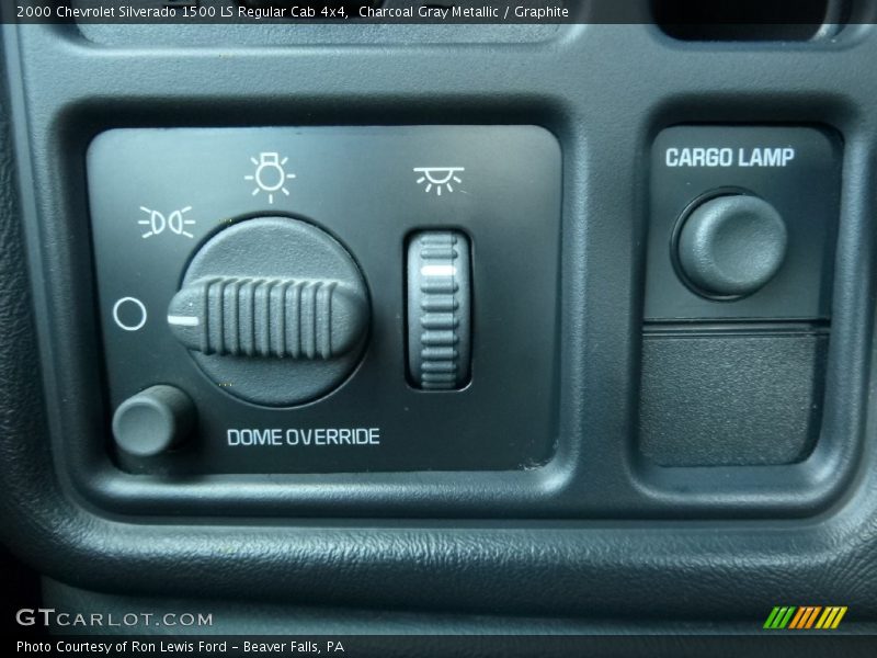 Charcoal Gray Metallic / Graphite 2000 Chevrolet Silverado 1500 LS Regular Cab 4x4