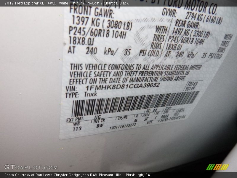 White Platinum Tri-Coat / Charcoal Black 2012 Ford Explorer XLT 4WD