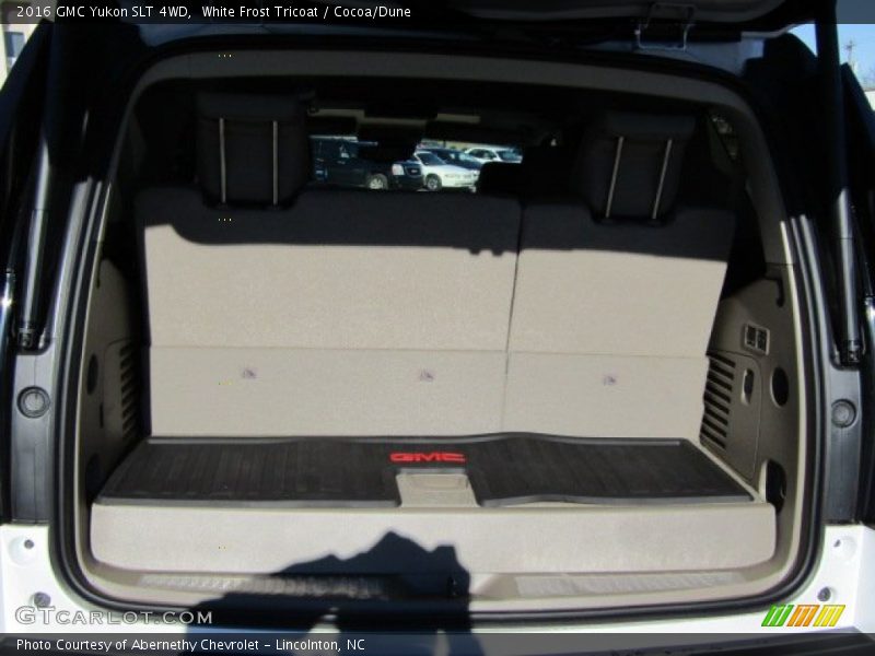White Frost Tricoat / Cocoa/Dune 2016 GMC Yukon SLT 4WD