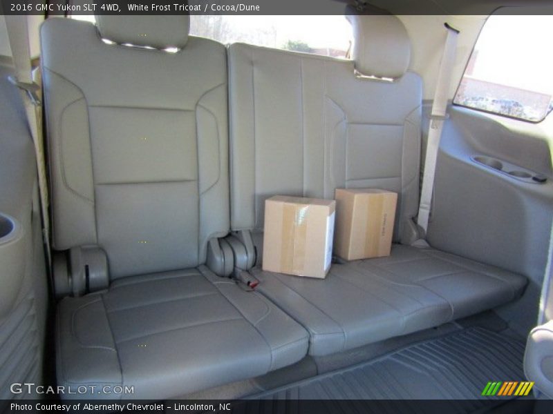 White Frost Tricoat / Cocoa/Dune 2016 GMC Yukon SLT 4WD