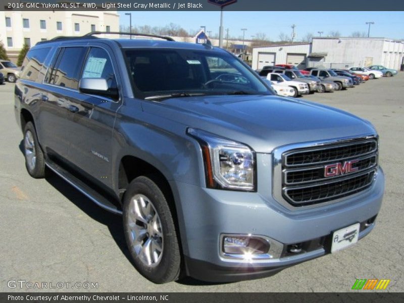 Light Steel Gray Metallic / Jet Black 2016 GMC Yukon XL SLT 4WD