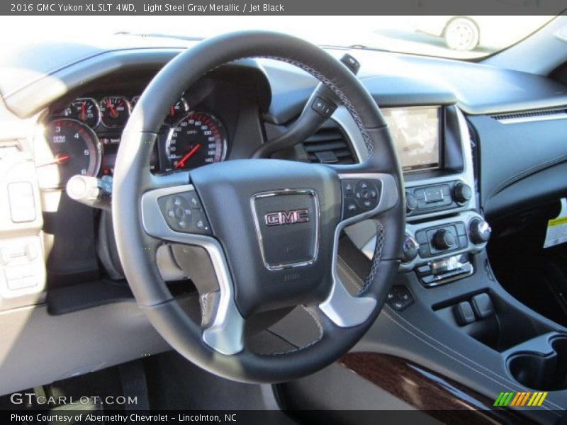 Light Steel Gray Metallic / Jet Black 2016 GMC Yukon XL SLT 4WD