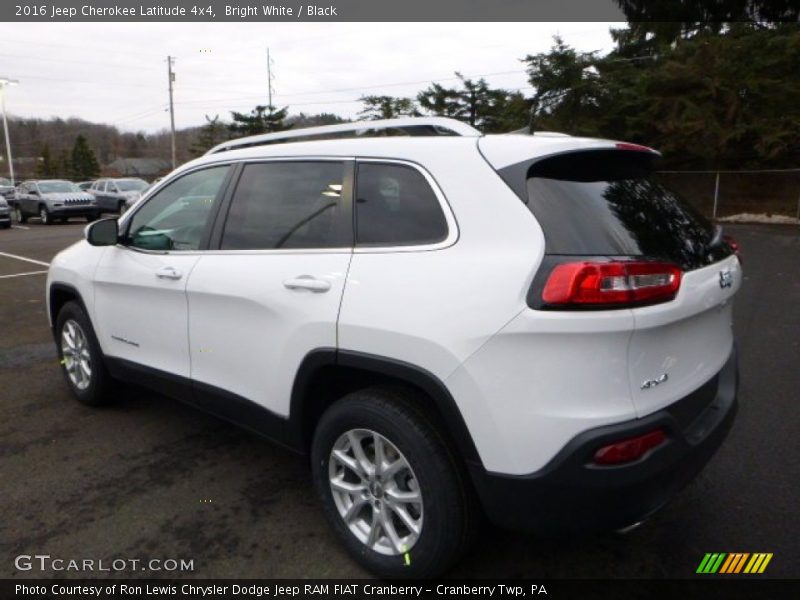 Bright White / Black 2016 Jeep Cherokee Latitude 4x4