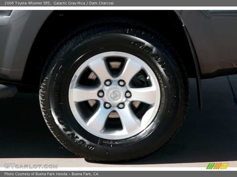 Galactic Gray Mica / Dark Charcoal 2006 Toyota 4Runner SR5