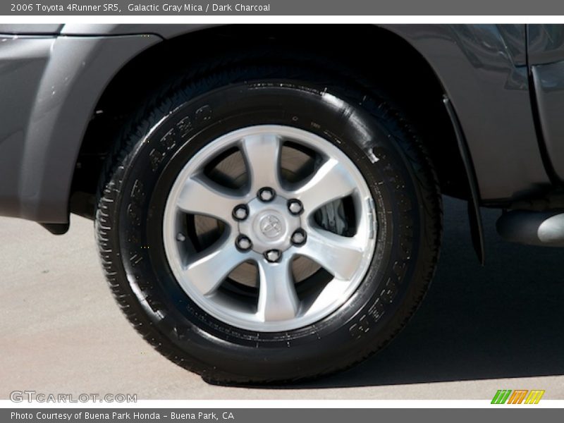 Galactic Gray Mica / Dark Charcoal 2006 Toyota 4Runner SR5