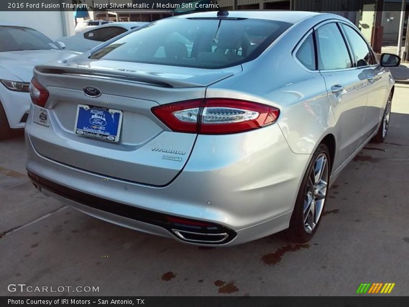 Ingot Silver Metallic / Medium Soft Ceramic 2016 Ford Fusion Titanium