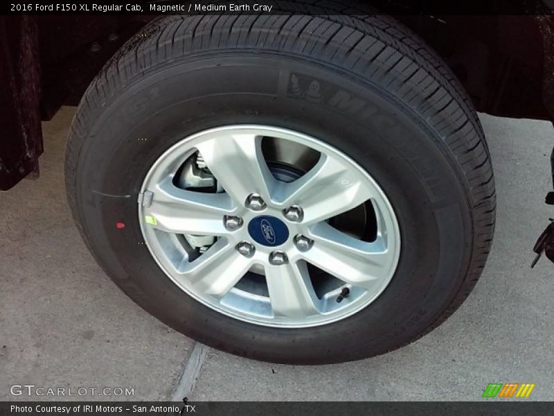 Magnetic / Medium Earth Gray 2016 Ford F150 XL Regular Cab
