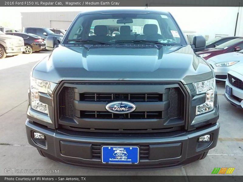 Magnetic / Medium Earth Gray 2016 Ford F150 XL Regular Cab