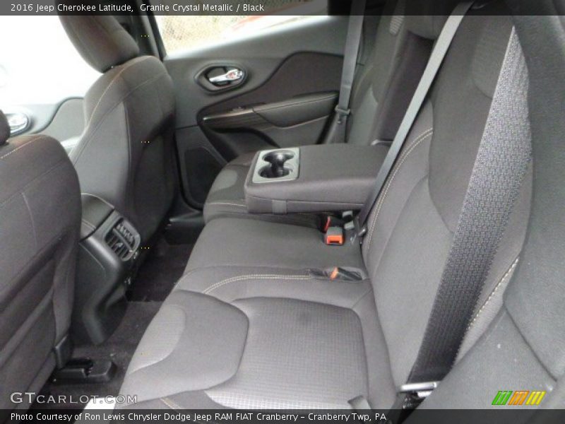 Granite Crystal Metallic / Black 2016 Jeep Cherokee Latitude