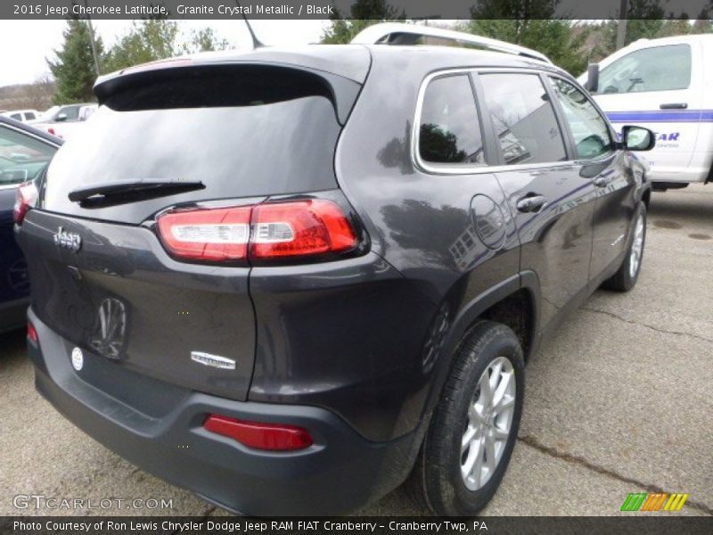 Granite Crystal Metallic / Black 2016 Jeep Cherokee Latitude