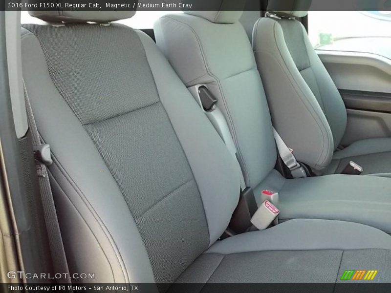 Magnetic / Medium Earth Gray 2016 Ford F150 XL Regular Cab