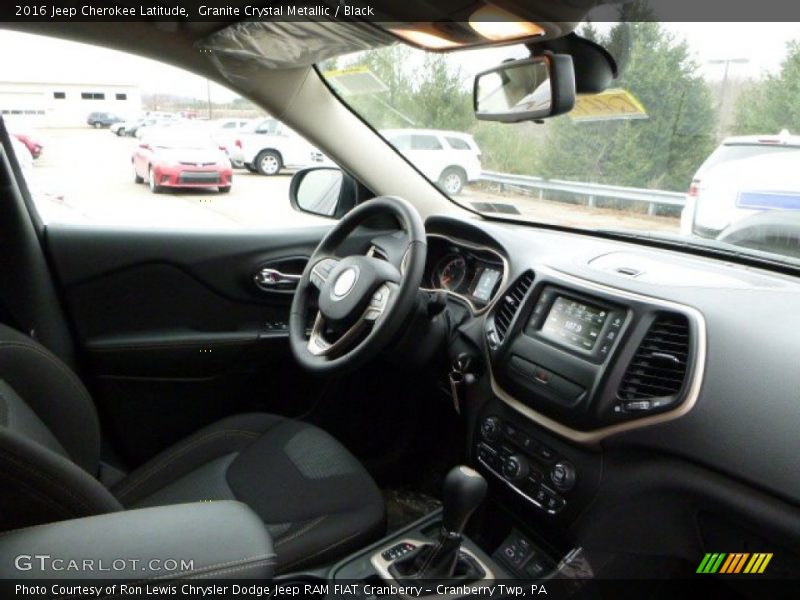 Granite Crystal Metallic / Black 2016 Jeep Cherokee Latitude