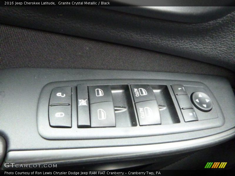 Granite Crystal Metallic / Black 2016 Jeep Cherokee Latitude