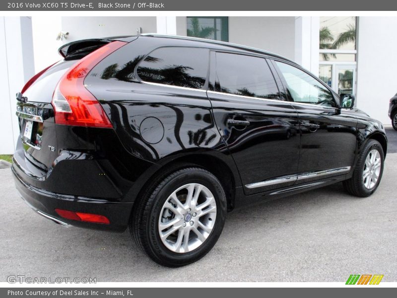 Black Stone / Off-Black 2016 Volvo XC60 T5 Drive-E