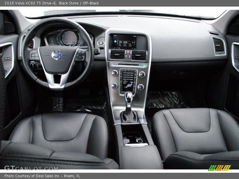  2016 XC60 T5 Drive-E Off-Black Interior