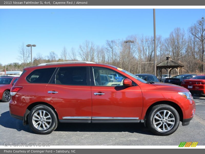 Cayenne Red / Almond 2013 Nissan Pathfinder SL 4x4