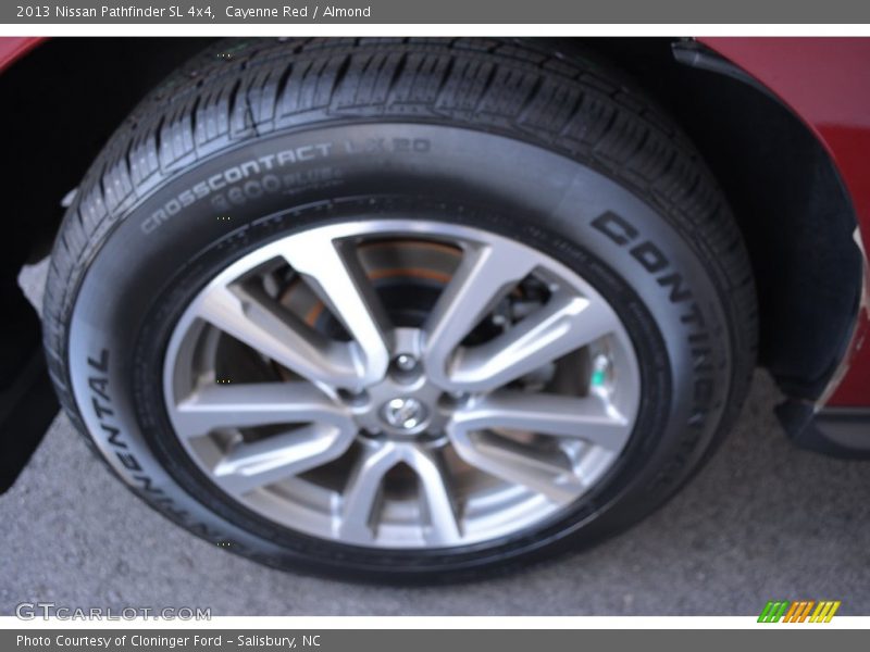 Cayenne Red / Almond 2013 Nissan Pathfinder SL 4x4