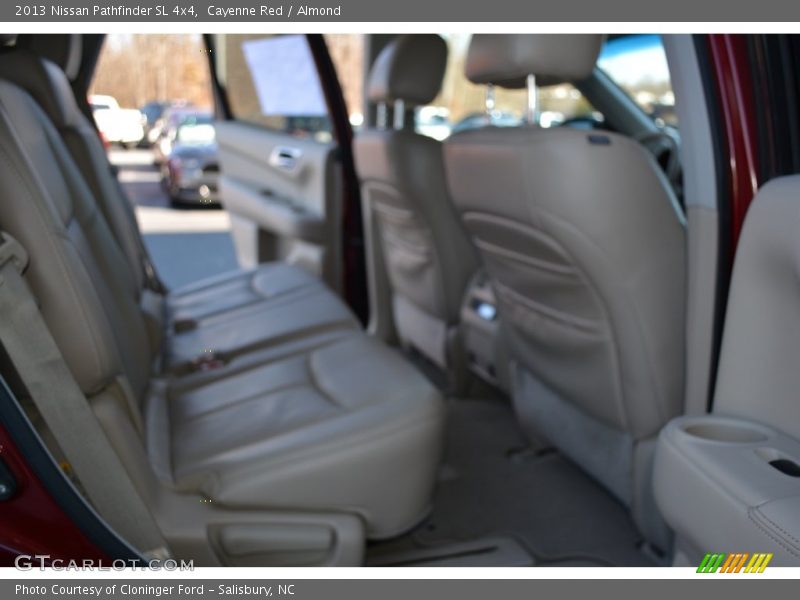 Cayenne Red / Almond 2013 Nissan Pathfinder SL 4x4