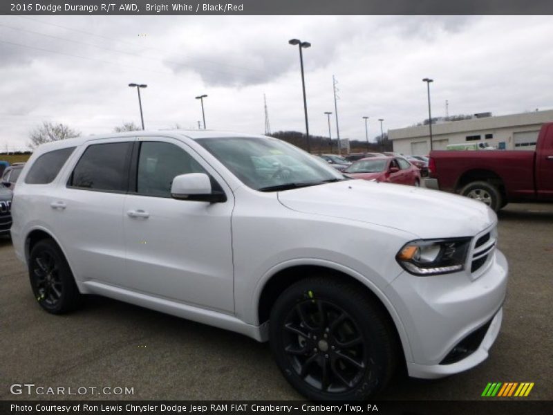Front 3/4 View of 2016 Durango R/T AWD