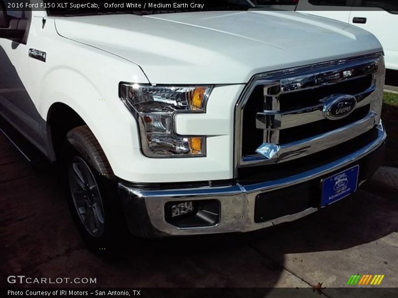 Oxford White / Medium Earth Gray 2016 Ford F150 XLT SuperCab