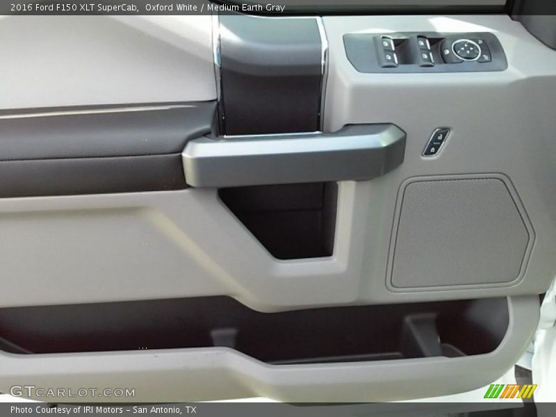 Oxford White / Medium Earth Gray 2016 Ford F150 XLT SuperCab