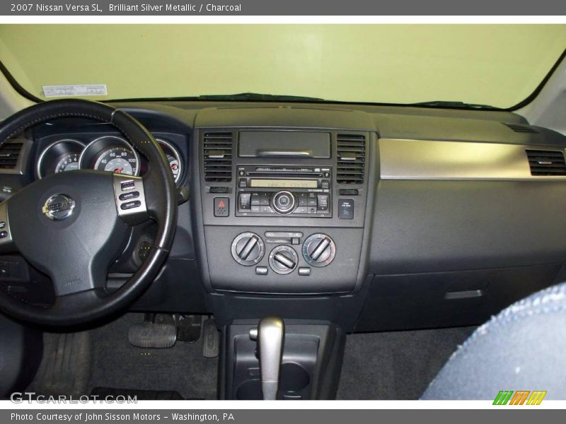 Brilliant Silver Metallic / Charcoal 2007 Nissan Versa SL