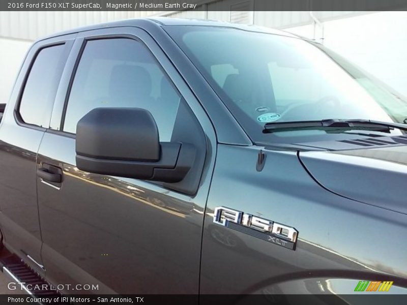 Magnetic / Medium Earth Gray 2016 Ford F150 XLT SuperCab
